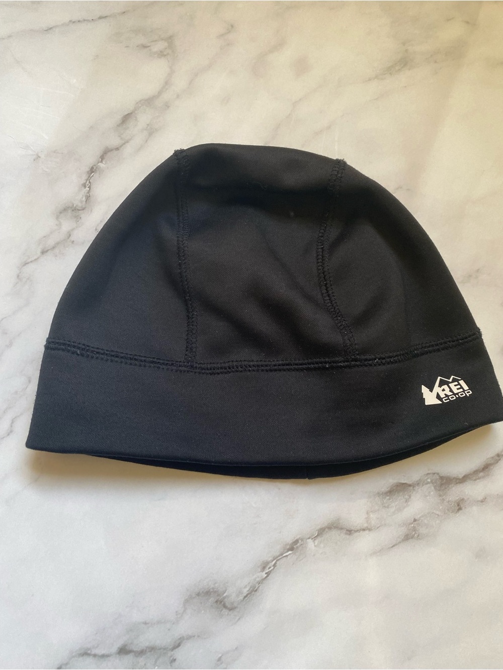 REI kids Black Stretch Performance Beanie